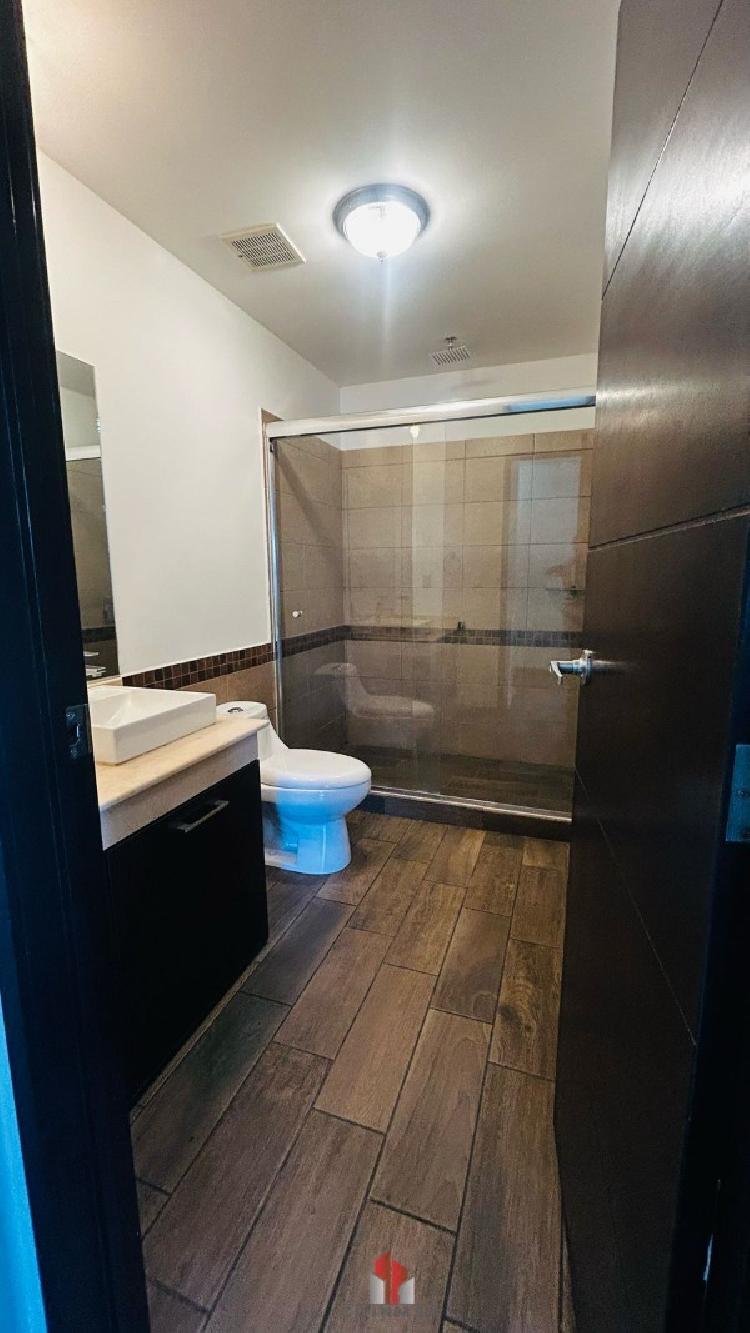 Apartamento amueblado en renta zona 10 / Verona — foto 12