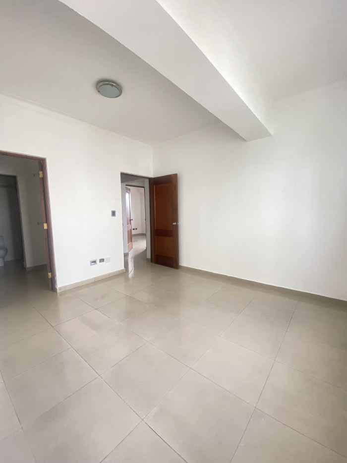 Apartamento en Venta, 3 habitaciones Evaristo Morales. — foto 5