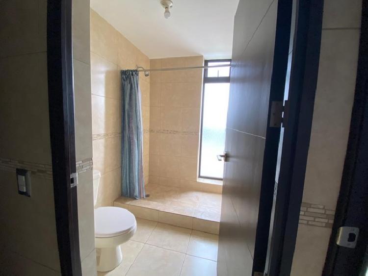Venta de apartamento en Edificio Mirage, zona 11 - Miniatura 15