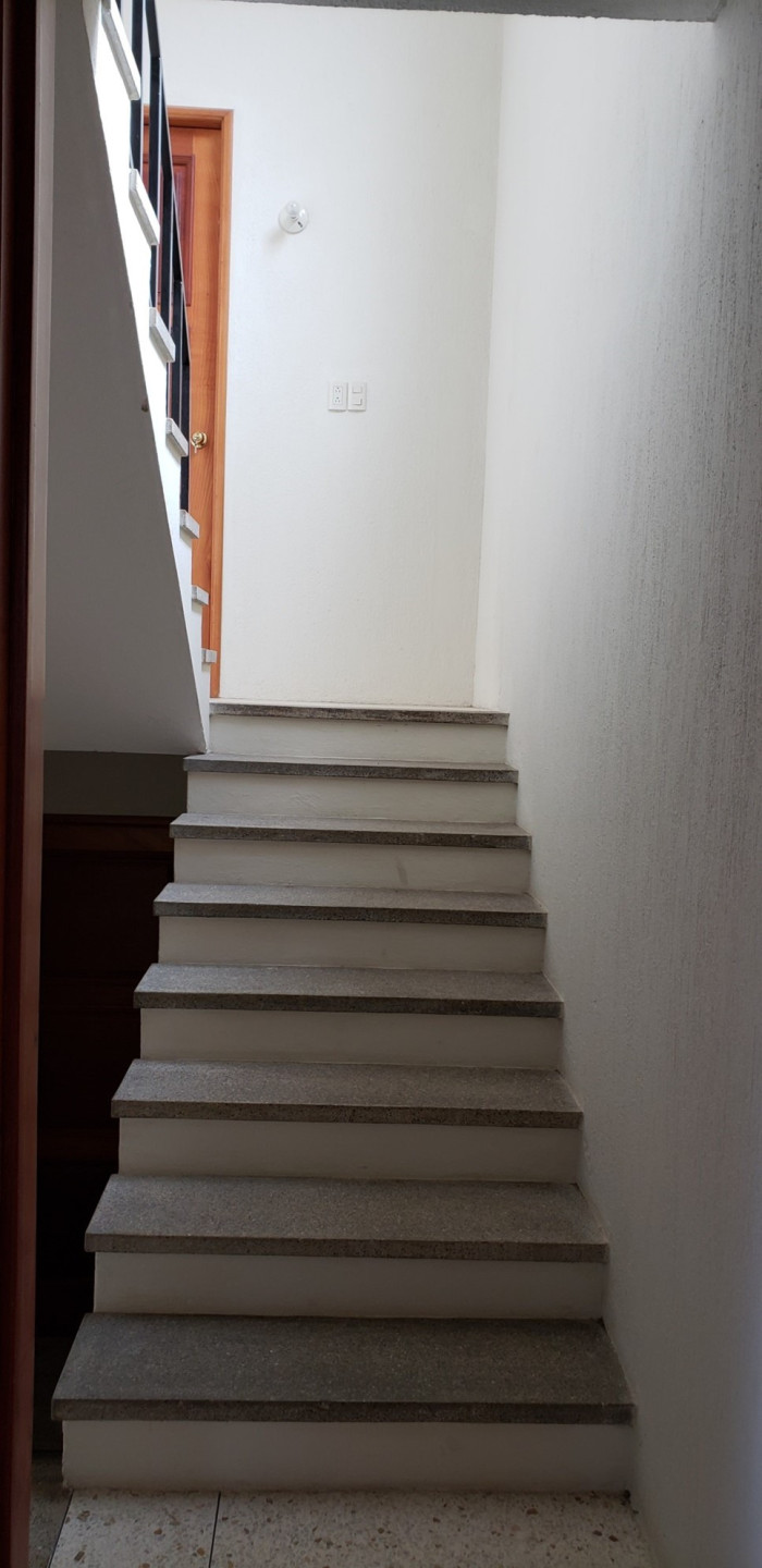 CASA COMERCIAL VISTA HERMOSA ZONA 15 - Miniatura 15
