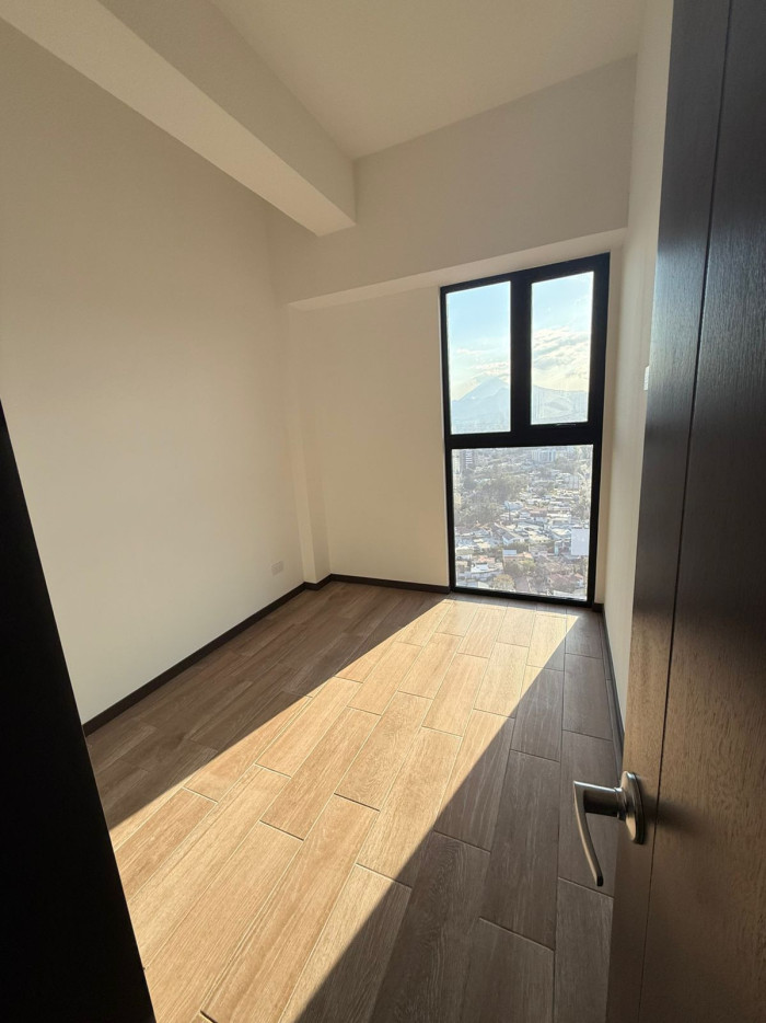 Apartamento en renta en zona 11 Edificio nuevo — foto 12