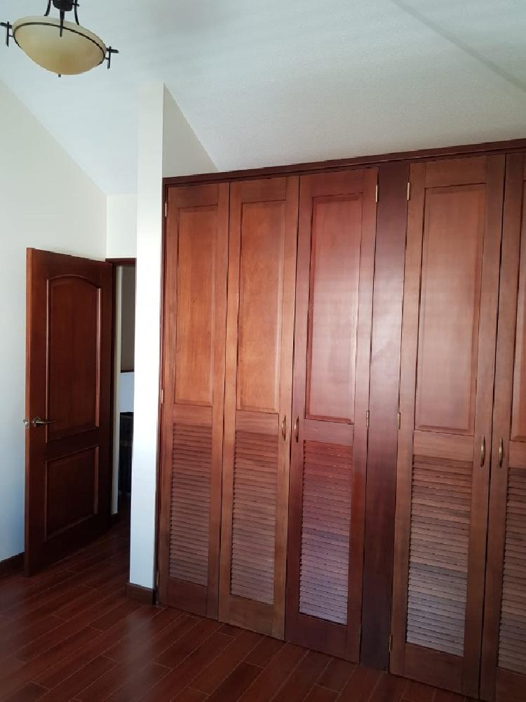 CASA EN VENTA EN HACIENDA REAL ZONA 16 — foto 13