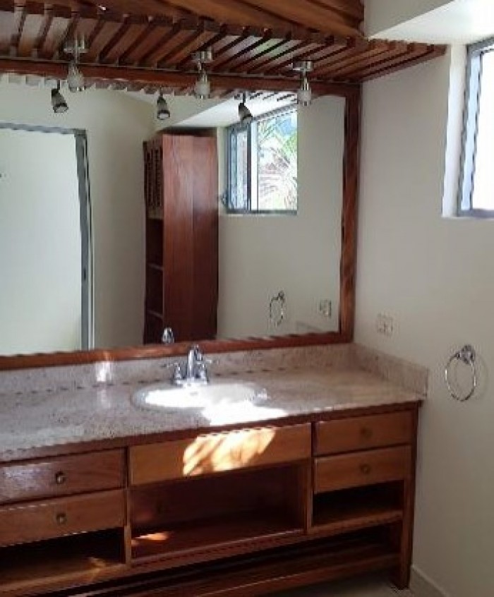 Rento casa en exclusivo condominio de zona 14 — foto 11
