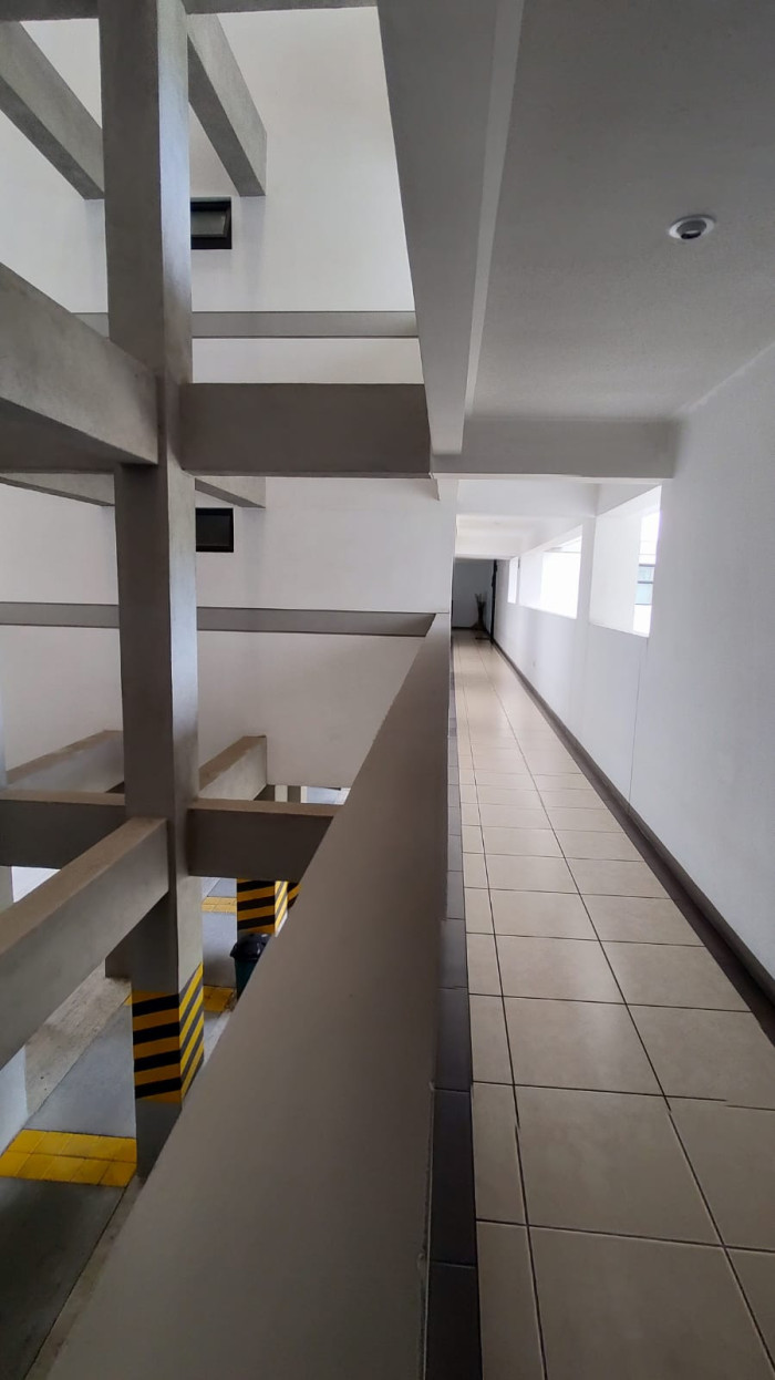 APARTAMENTO EN VENTA AL FINAL DE LA ROOSEVELTH — foto 2