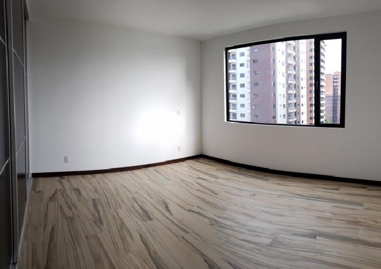 AMPLIO Apartamento en Venta ZONA 14 - Miniatura 10