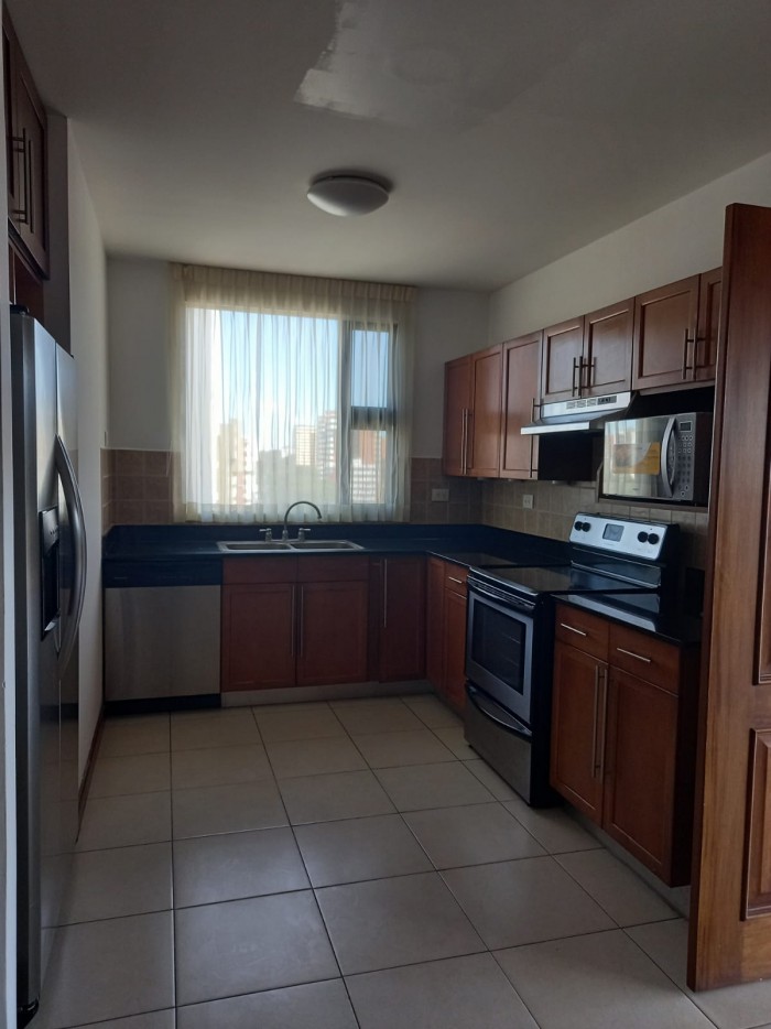 Apartamento en alquiler zona 14 — foto 6