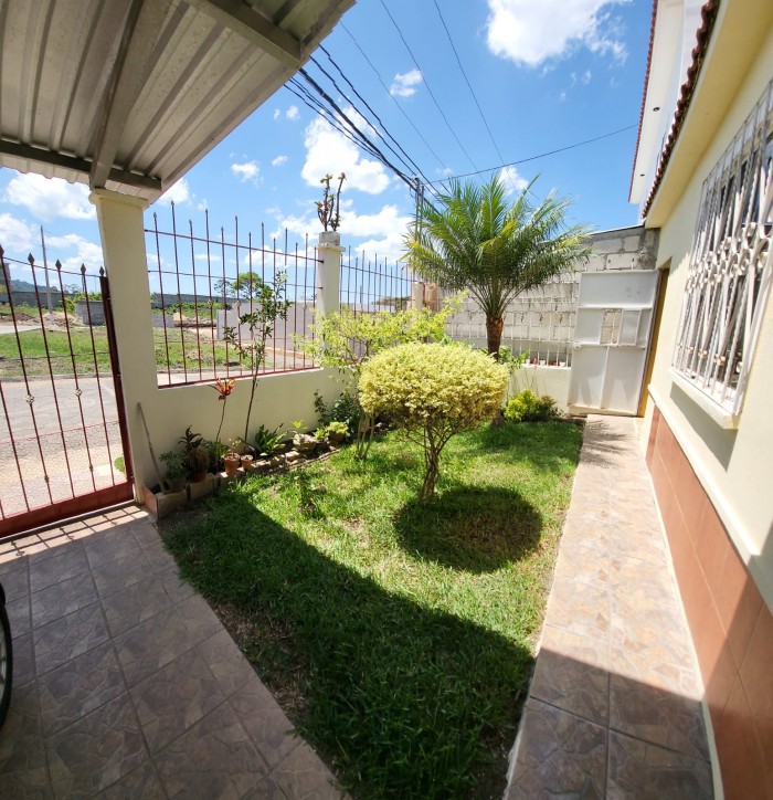 Casa en venta en Barberena km 58 de un nivel - 3