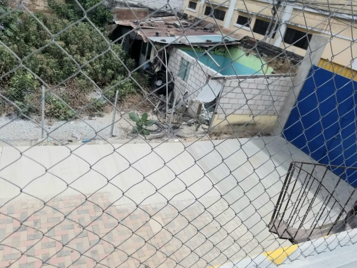 VENDO CASA CON TERRENO EN ZONA 8 — foto 3