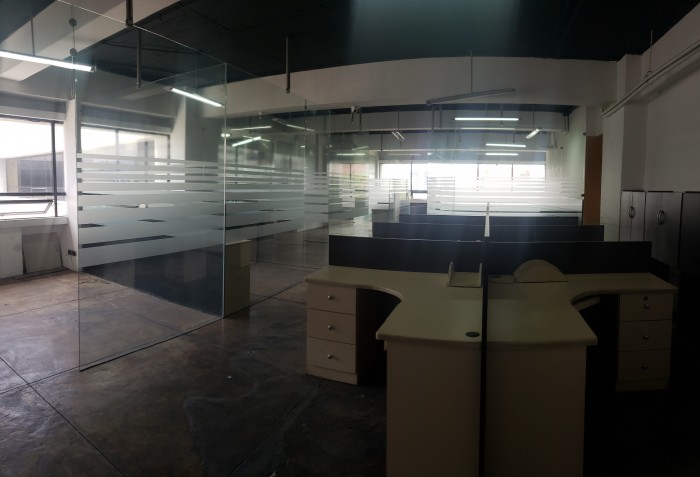 Nivel completo de Oficinas en alquiler en zona 10 - Miniatura 12