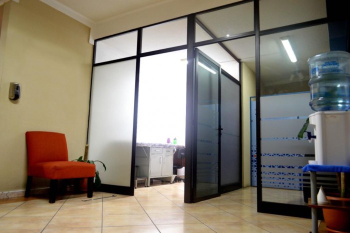 Venta de Ofibodega dentro de Empresarial  zona 4 Mixco - Miniatura 7