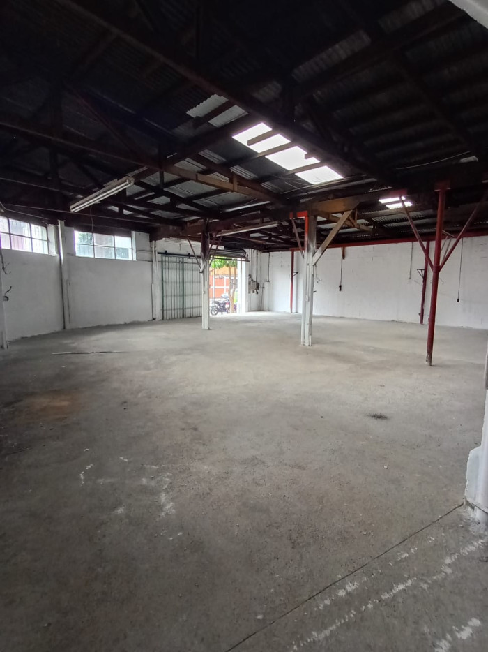 Local Comercial en renta en la Quinta Samayoa zona 7 - Miniatura 7