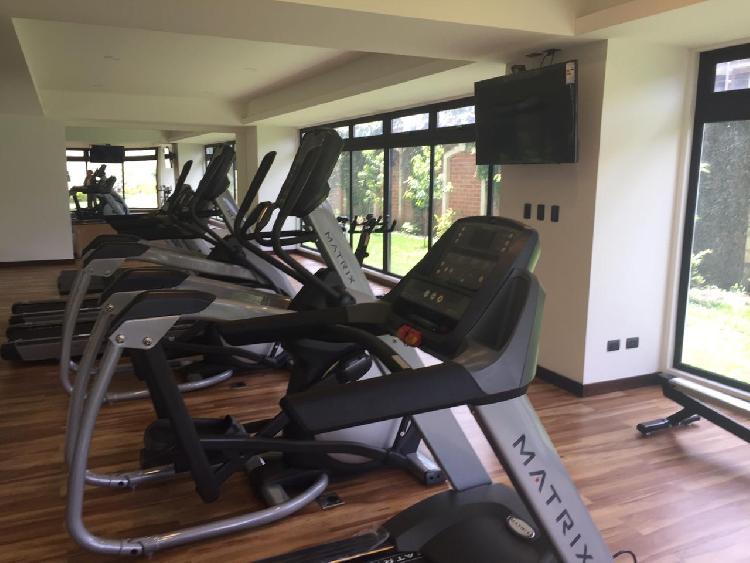 Amplio y comodo apartamento en renta Zen Cayala zona 16 — foto 12