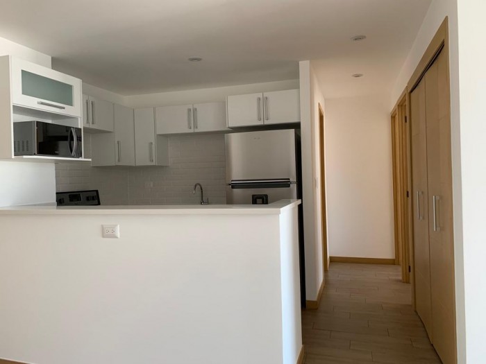 ZONA 10. RENTO APARTAMENTO EN CITY HAUSE