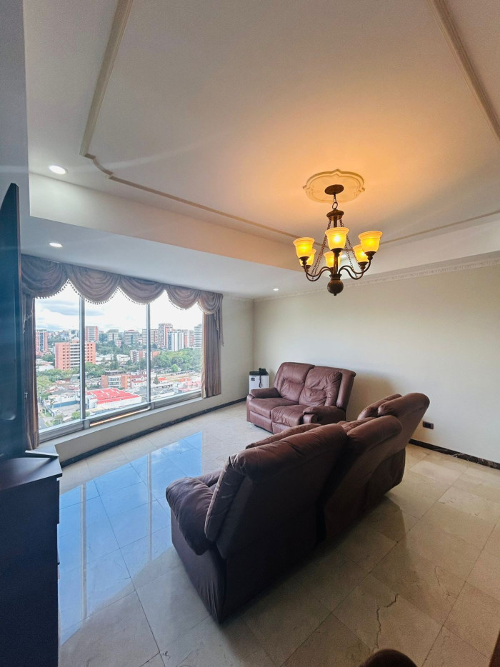 Apartamento amueblado en renta en zona 13 con vista — foto 2