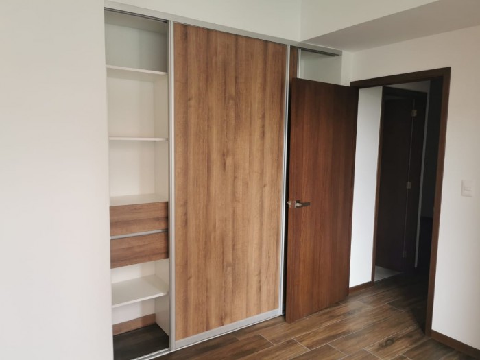 Alquilo Hermoso Apartamento zona 10, — foto 5