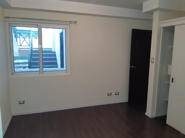 ALQUILO APARTAMENTO, CERCA HOSPITAL EL PILAR ZONA 15 — foto 4