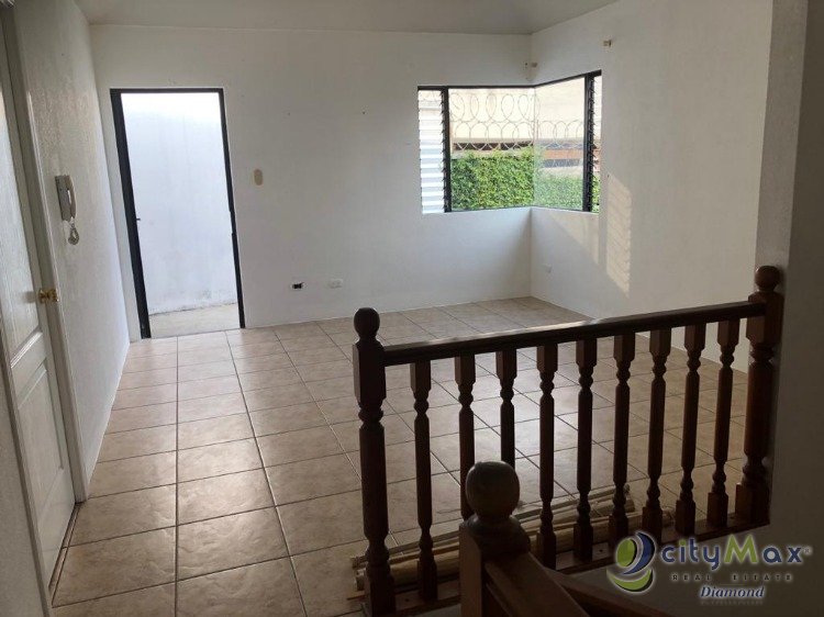 Casa en venta condominio sector A3 Ciudad San Cristobal - Image 1