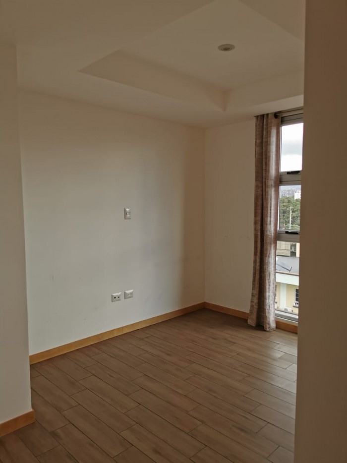 Apartamento en Renta en excelente ubicación zona 10 — foto 4