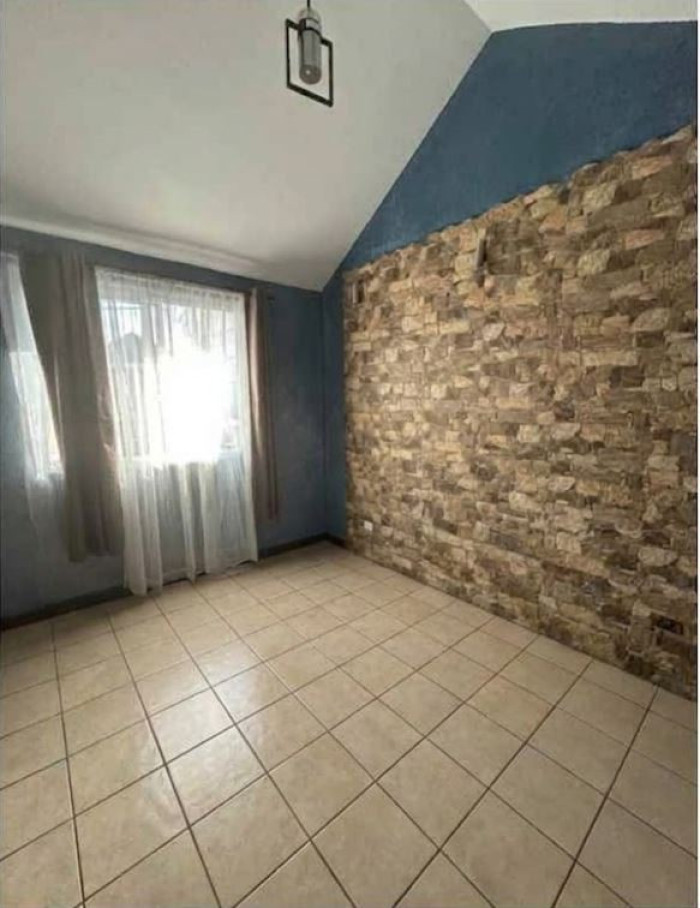 Casa en venta en Casa Grande Zona 18 Guatemala - Miniatura 6