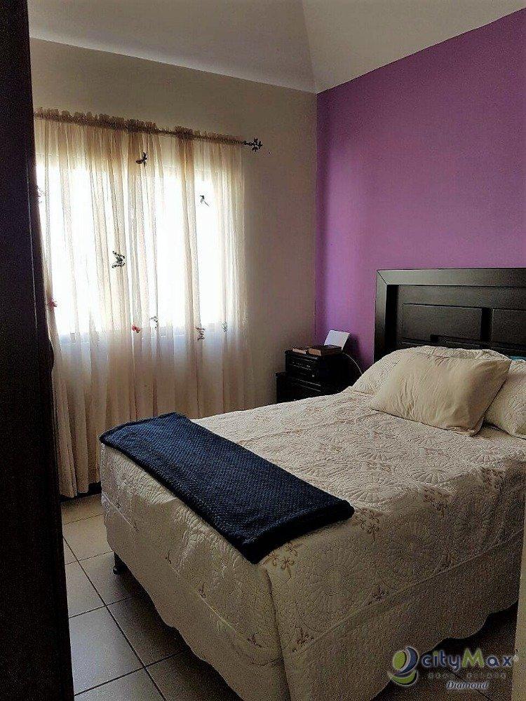 Venta de linda casa en zona 16 - Miniatura 14