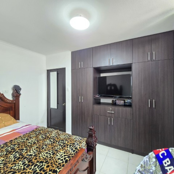 Casa en Venta Quintas Los Encinos Zona 7 de Mixco - Miniatura 20