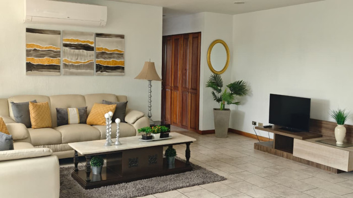 Alquilo apartamento en Las Terrazas San Benito - 4