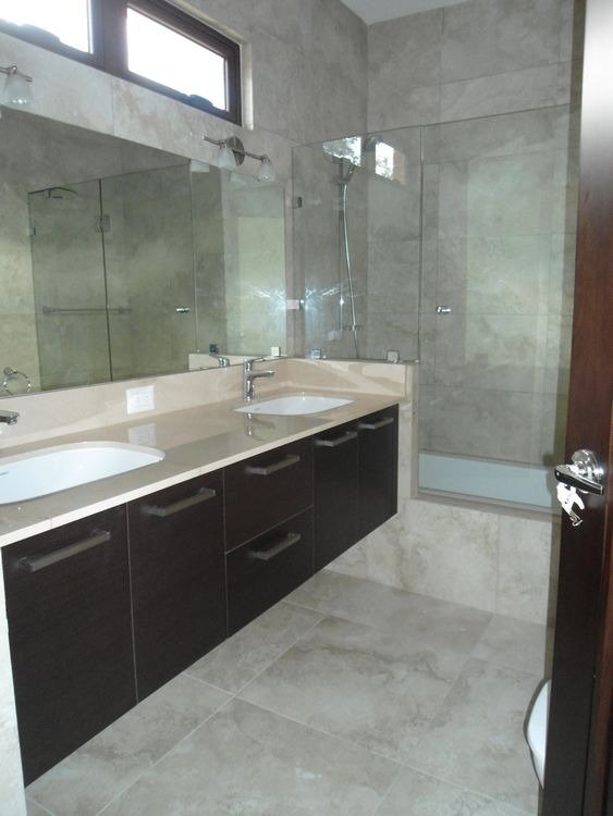 Apartamento en renta en primer nivel zona 14 Guatemala - Miniatura 11