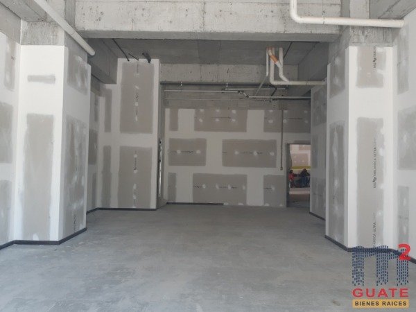 Local de 150 m2 de construcción en Renta, Zona 14 — foto 3