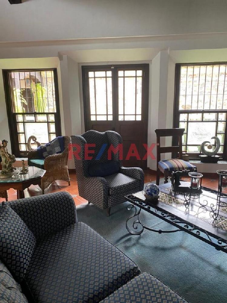 Casa Amueblada en Venta Panorama Antigua Guatemala