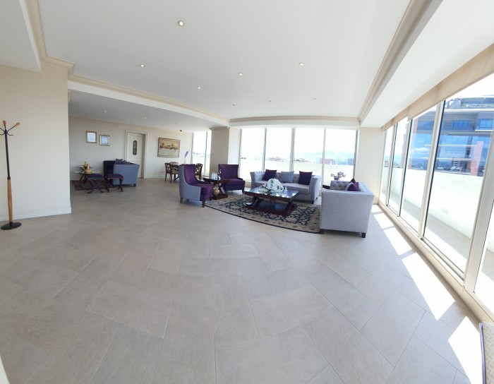 Apartamento en Alquiler Villa Risho Zona 14 con 336Mts - Miniatura 17