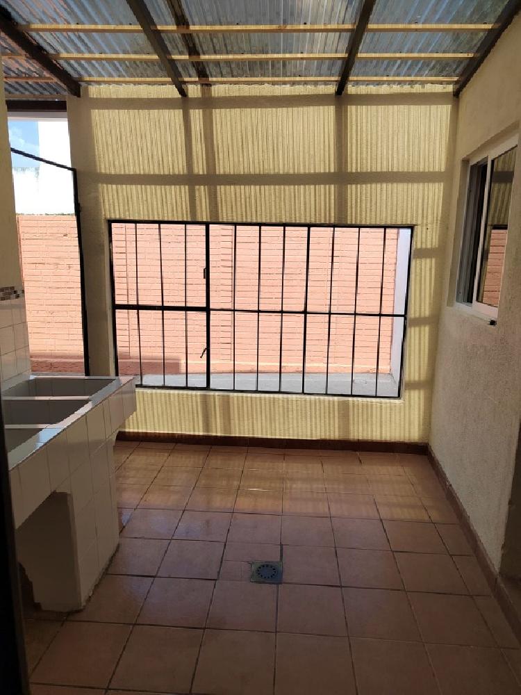 CASA EN RENTA EN COLONIA RES. EN VILLA NUEVA/ MI — foto 12