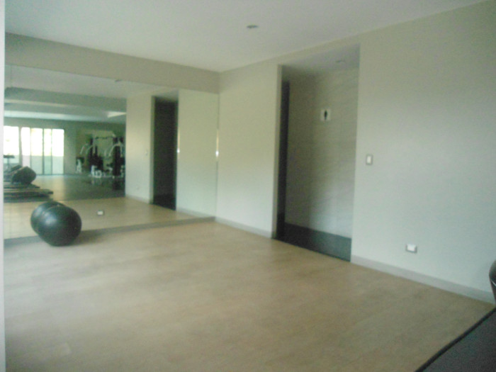 En Renta Apartamento residencial en Zona 10 — foto 7