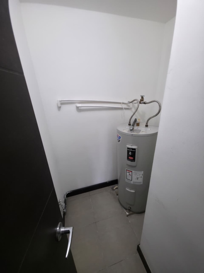 Apartamento en Renta en Zona 14 Guatemala - Image 4