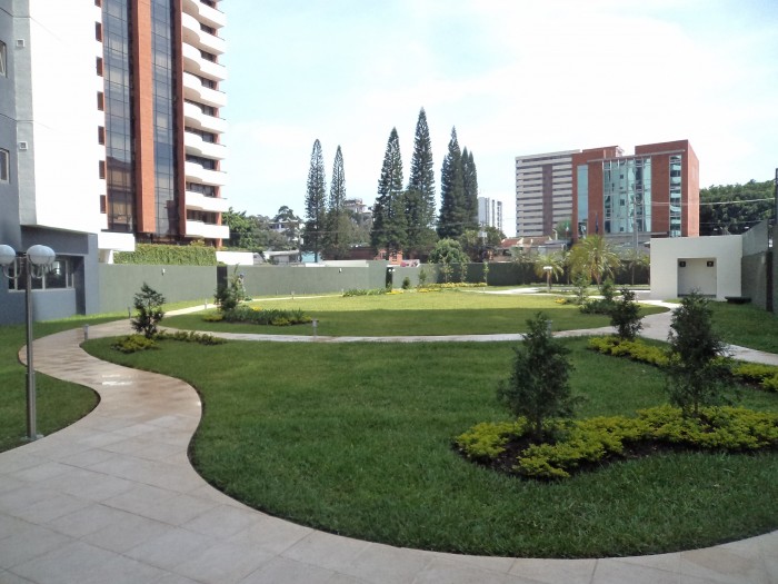 EN RENTA LINDO APARTAMENTO AMUEBLADO EN ZONA 14 - Miniatura 11