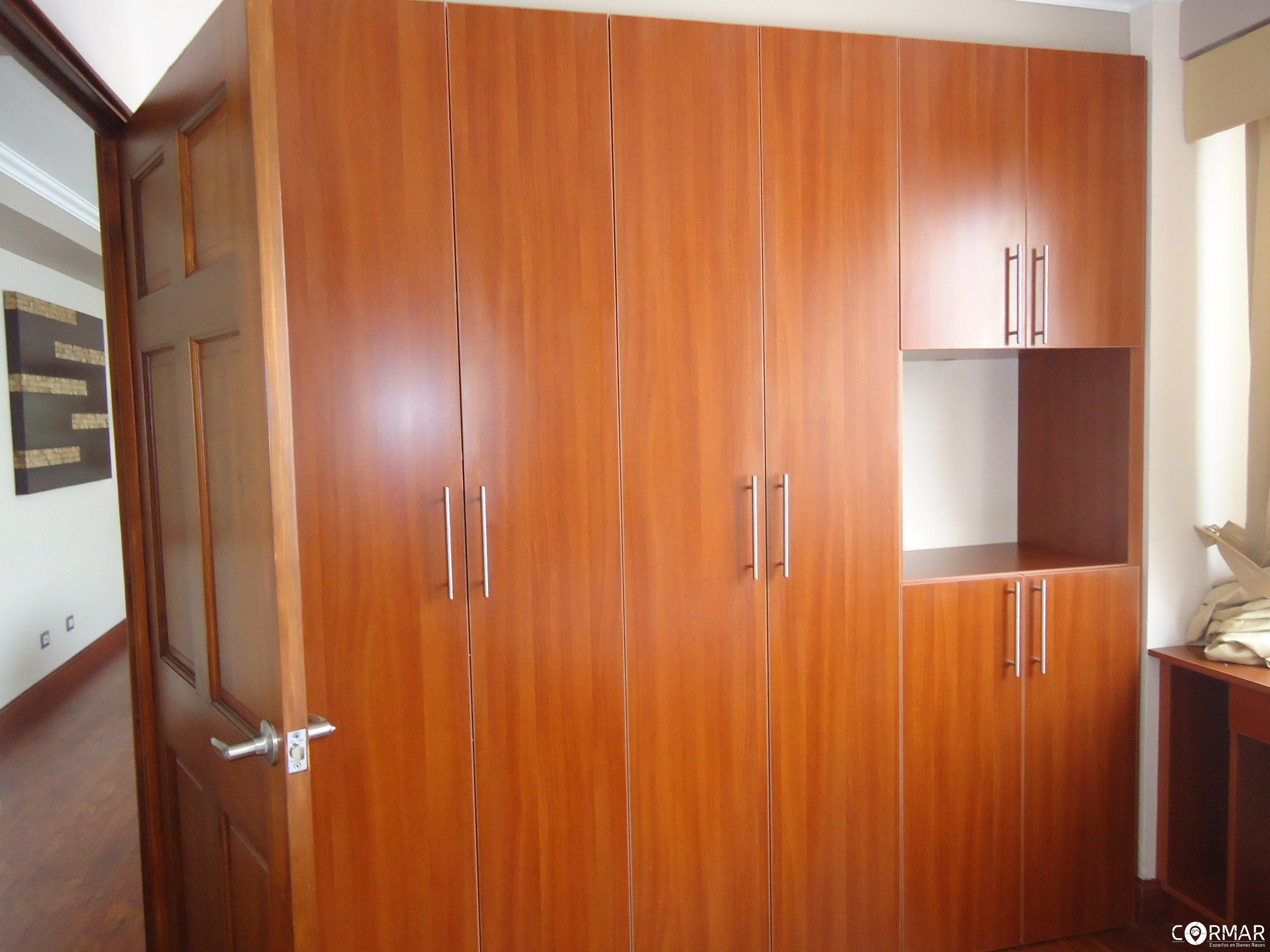 Apartamento amueblado y equipado en alquiler, zona 10 - Miniatura 6