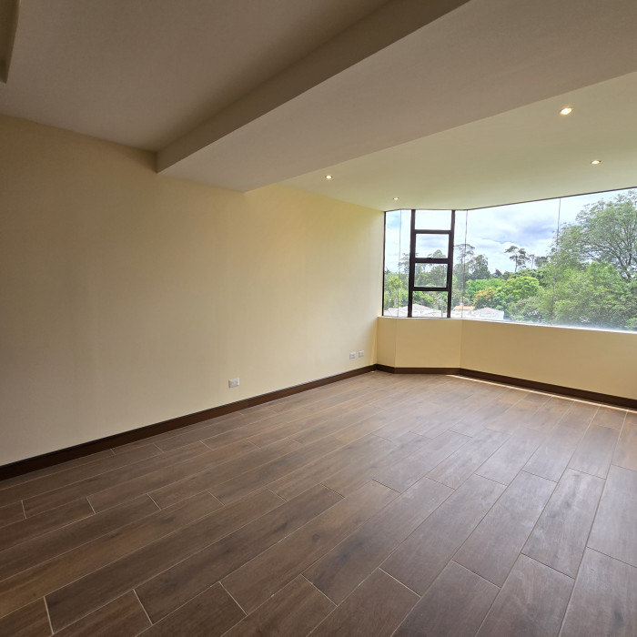 En venta apartamento en Oakland zona 10 Guatemala - Miniatura 27