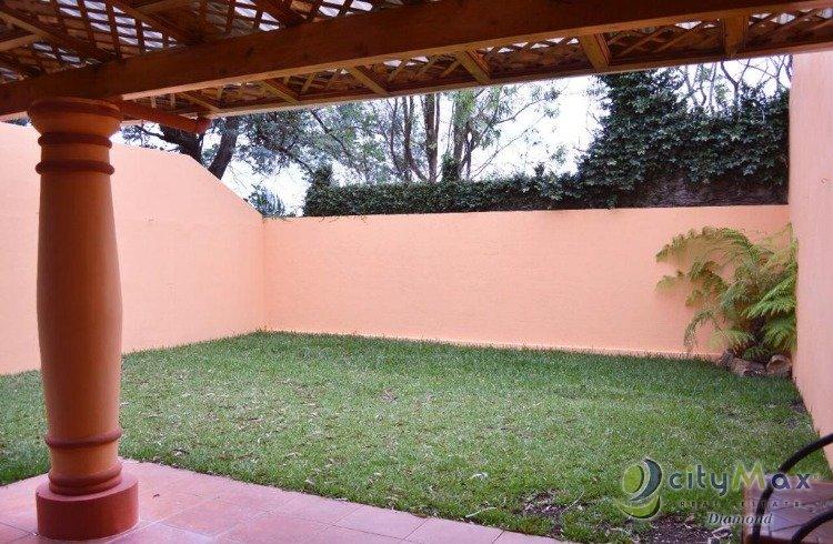 Venta Casa de lujo en Condominio El Prado zona 10 - Miniatura 6