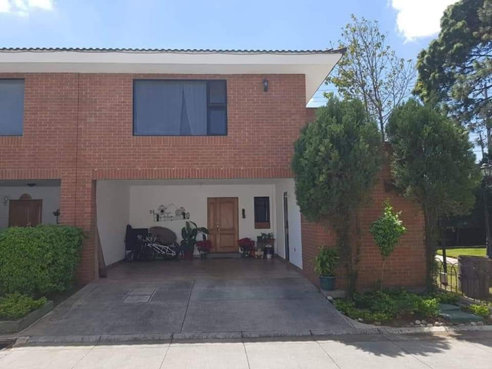 Exclusivo Residencial Las Charcas, Zona 11. - Miniatura 7