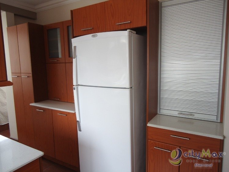 RENTA HERMOSO APARTAMENTO AMUEBLADO EN ZONA 10 - Miniatura 2