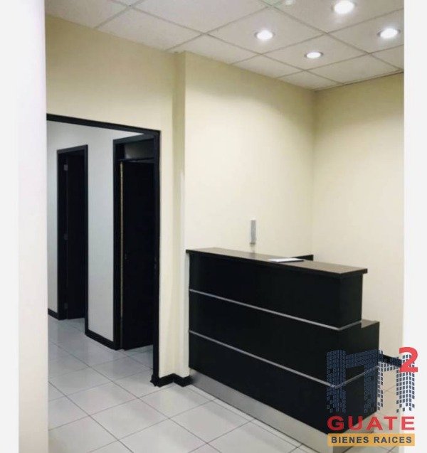 Oficina de 95 m2 de construcción en Renta, Zona 10 — foto 3
