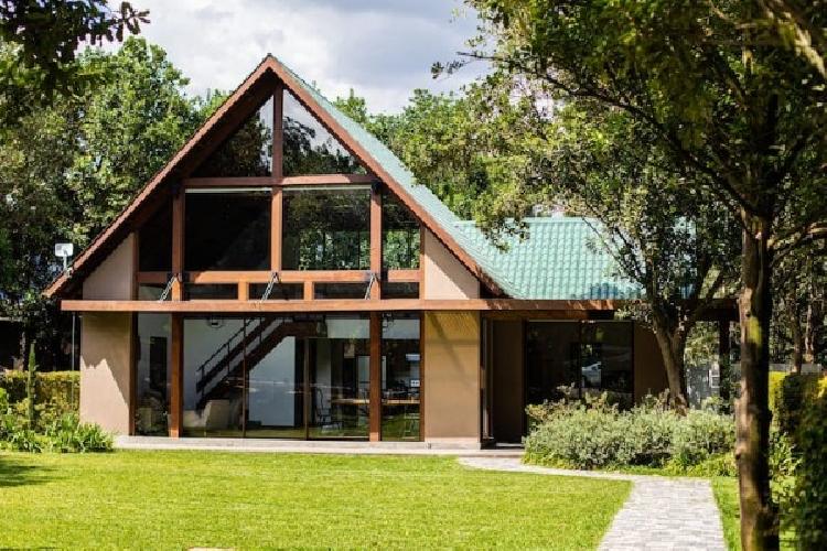 CASA EN VENTA EN SAN MIGUEL DUEÑAS
