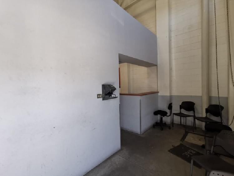 BODEGA EN RENTA - 2