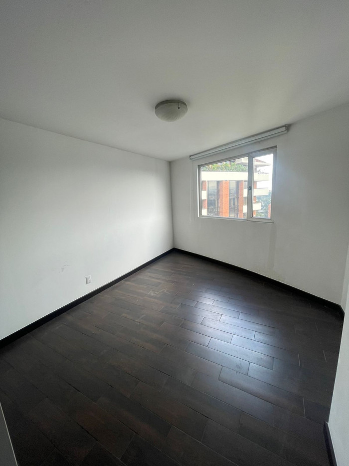 Apartamento en renta en zona 14 Guatemala - Miniatura 10