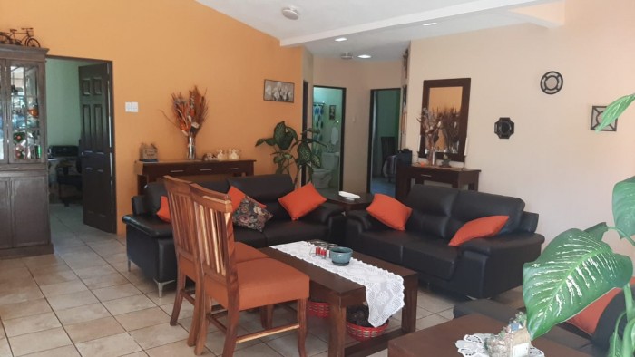 Rento casa en Fraijanes — foto 2