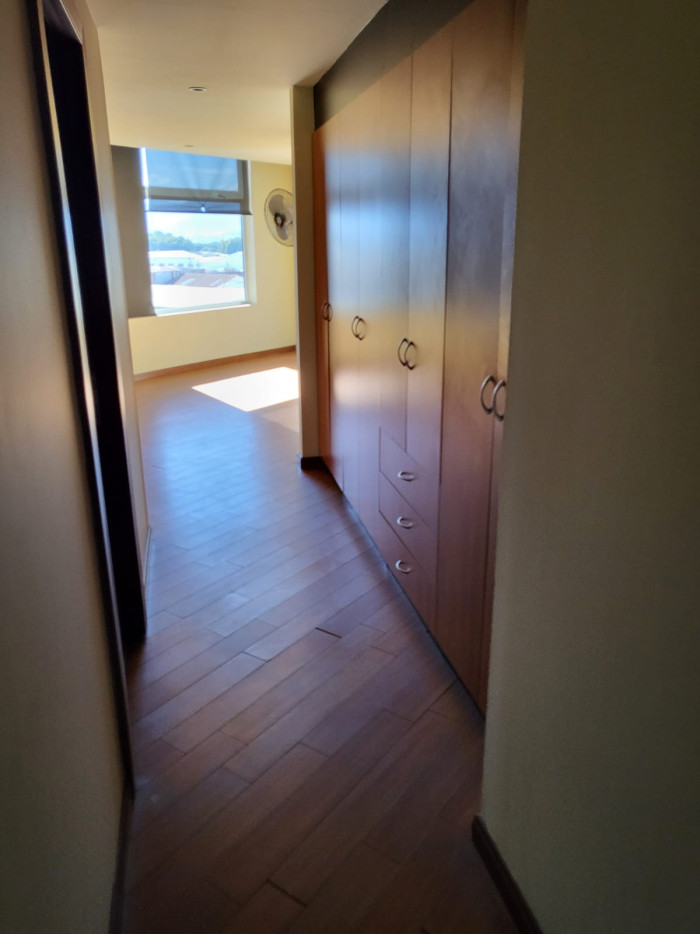 Apartamento en alquiler Torre Nova zona 13 - Miniatura 8