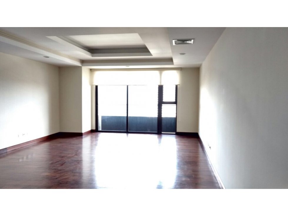 Apartamento 2 habs. en zona 10 — foto 2