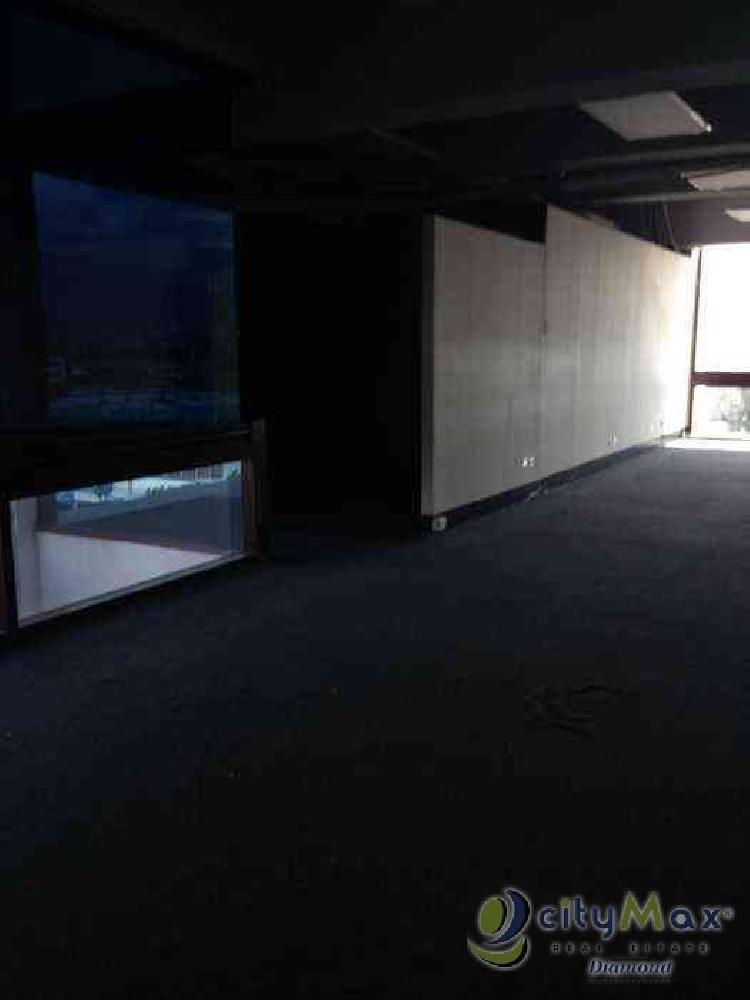 Oficina de 204.00m2 en Renta Zona 7 - Image 1